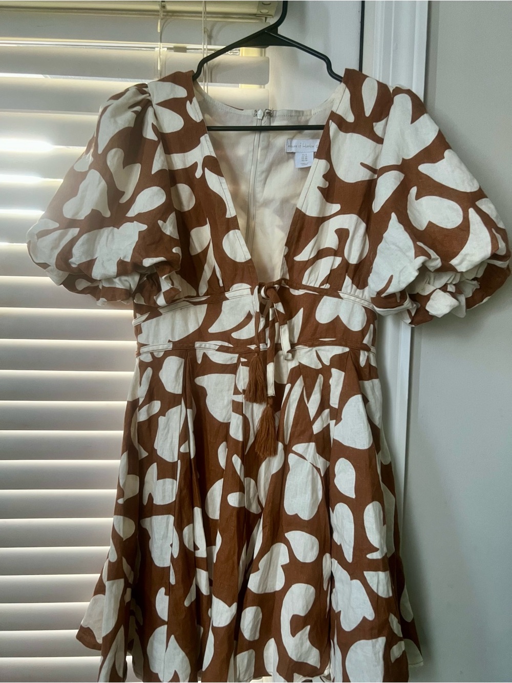 House of Harlow 1960 Brown & White Puff-Sleeve Tie-Waist Mini Dress